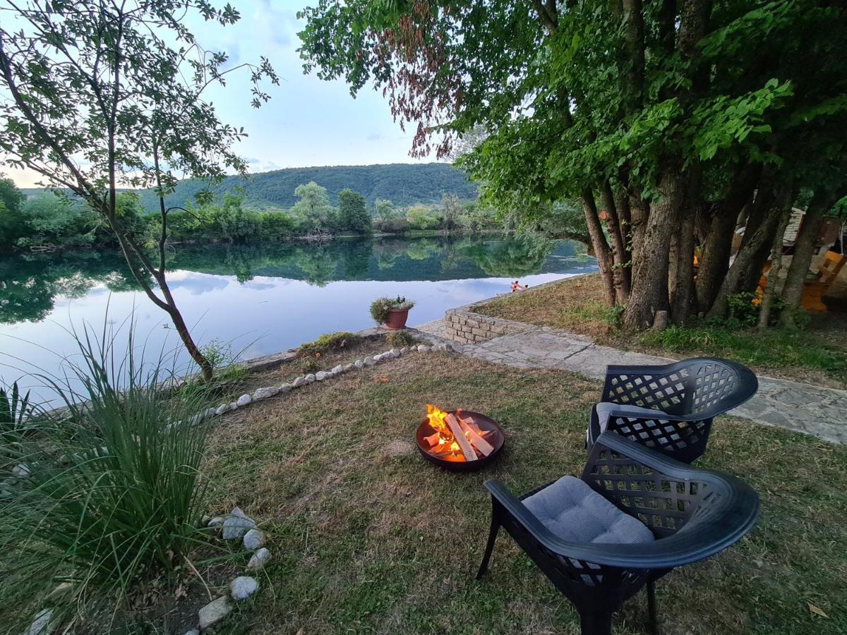Orhidea Villa Bihac Exterior photo