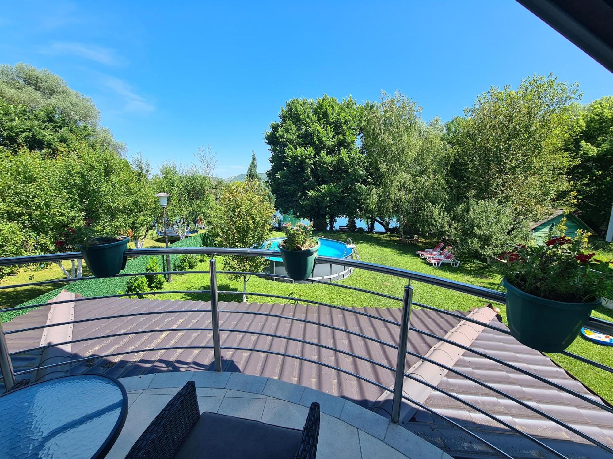Orhidea Villa Bihac Exterior photo